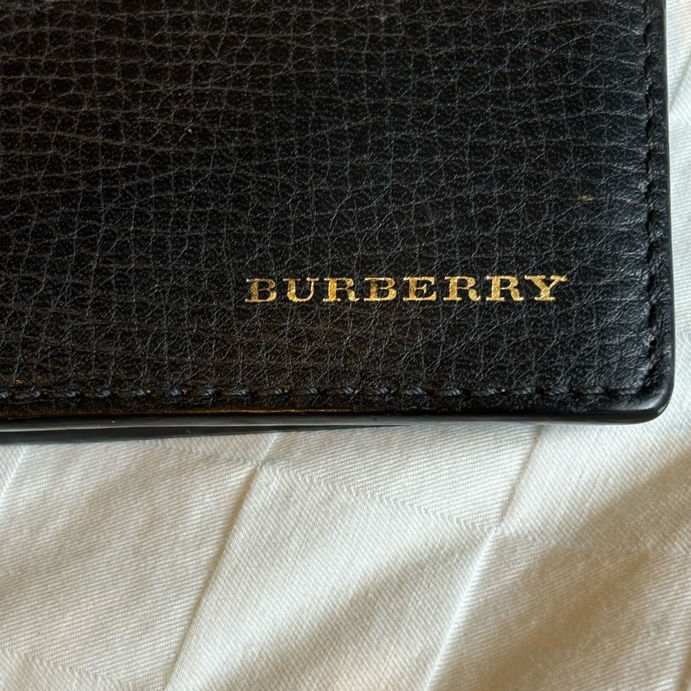 Burberry Black and Tan Wallet - Picture 4 of 5